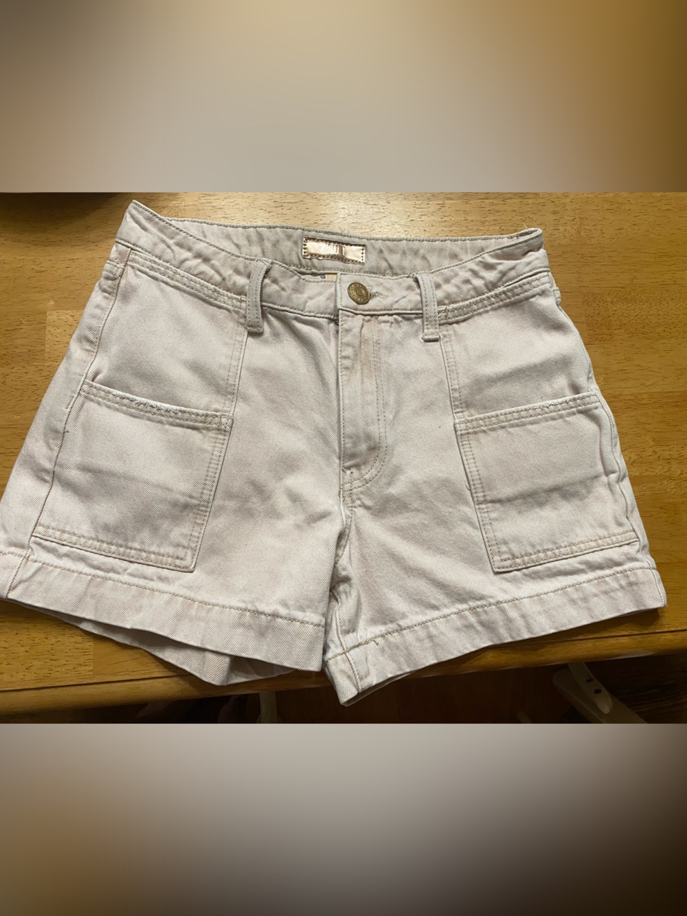 Kut from the Kloth Pale Creme/PinkCargo Shorts